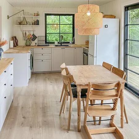3 Bedroom Cozy In Vakantiehuis Slagelse