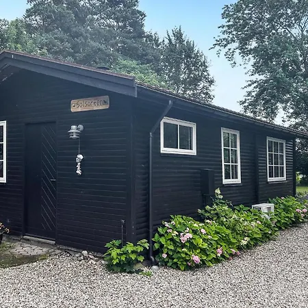 3 Bedroom Cozy In *